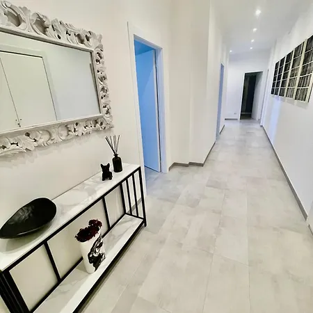 Palmira House روما